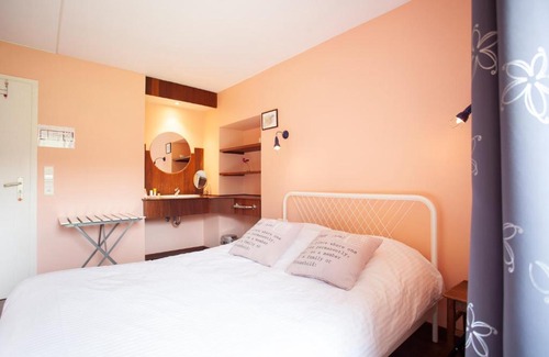 Lorcy House | Visit L'Atelier du Moulin d'en Bas — Rated 9/10 & Family-Friendly