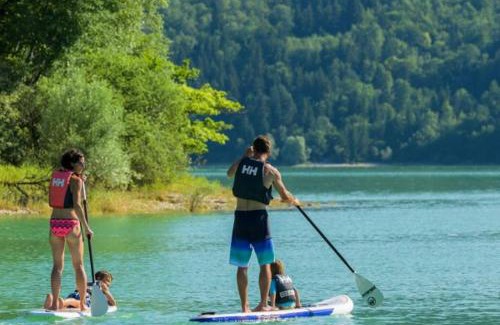 Clairvaux-les-Lacs Apartment | Charming Stay at L'Atelier du Peintre - Rated 9/10!