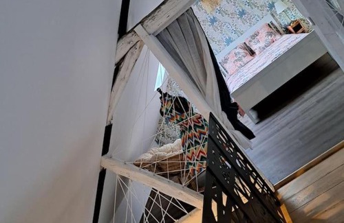 Pontlevoy House | Relax at L'Atelier Gîte-Loft: Ideal for Families & Pets
