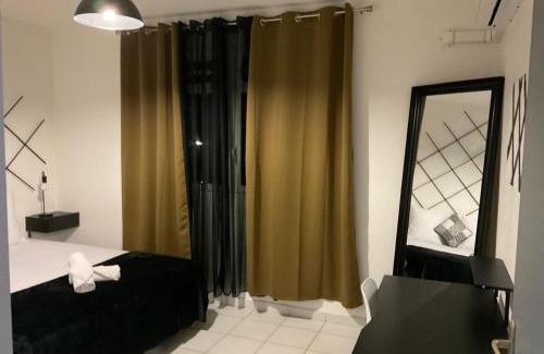 Cayenne Apartment | L'atelier Monochrome