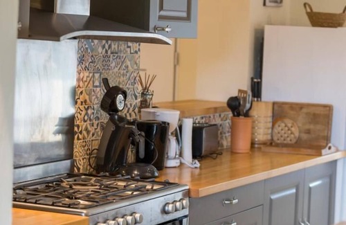 Leon House | Pet-Friendly L'atelier XXL in Leon with Top Reviews