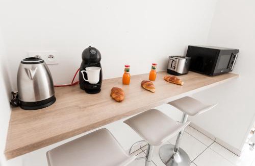 Poitiers Apartment | Discover L'Atlantide: Family-Friendly 3-Bedroom Apartment