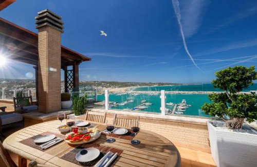 Vieste Apartment | Exclusive Penthouse with Ocean View - L’Attico sul Mare