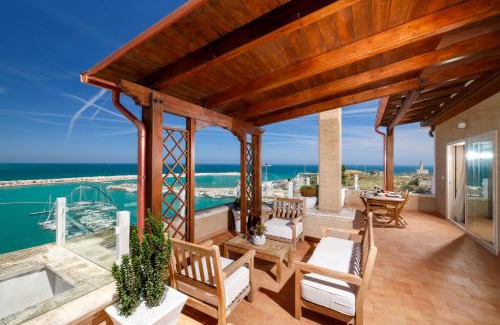 Vieste Apartment | Exclusive Penthouse with Ocean View - L’Attico sul Mare