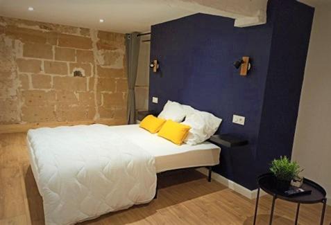 Saint-Aignan House | Family-Friendly L'auberge aux volets rouges Near Beauval Zoo
