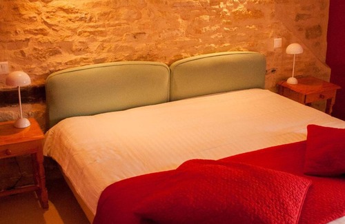 Villiers-sur-Suize Hotel | Discover L'Auberge de la Fontaine: Family-Friendly Getaway