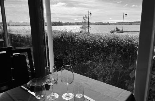 Soustons Hotel | Relax at L'Auberge de la Pointe - Family-Friendly Retreat