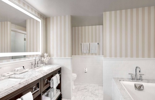 Del Mar Hotel | Elegant L'Auberge Del Mar: Spa, Pool & 5-Star Comfort