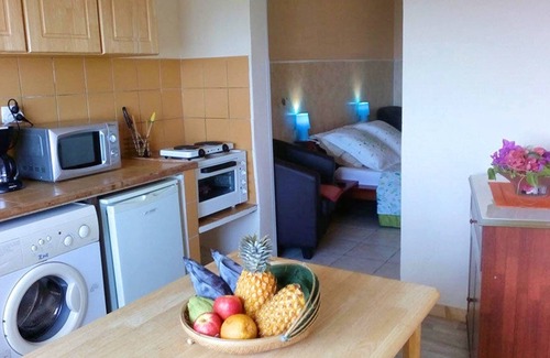 Saint-Paul Apartment | Discover L'Auberge du Pavé Studio T1 with Pool & Spa