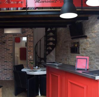 Corcelles-les-Arts Hotel | l'aubergiste