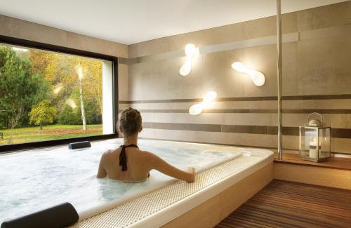 Saint-Ouen-les-Vignes Hotel | Discover L'Aubinière Hôtel Restaurant & Spa: 4-Star Comfort