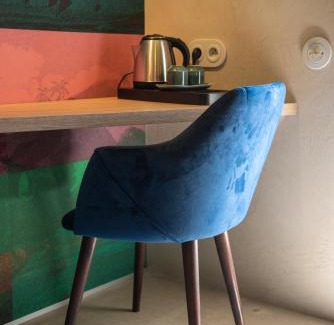 Auchay-sur-Vendee Hotel | Discover L'authentik petit hôtel Le Refuge de Mamie Yo