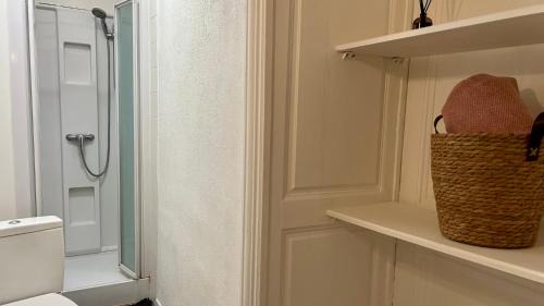 Autun Apartment | Authentique: Family-Friendly Hotel with Great Guest Ratings