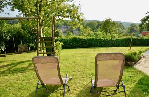 Pernes-les-Boulogne Bed & Breakfast | Experience L'Authentique - Guests Rate 9.4/10