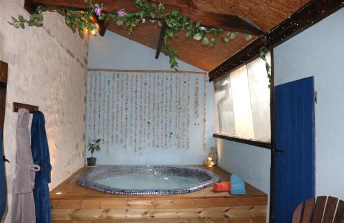 Faverolles Bed & Breakfast | Discover L'autre Monde: Spa Retreat with High Ratings