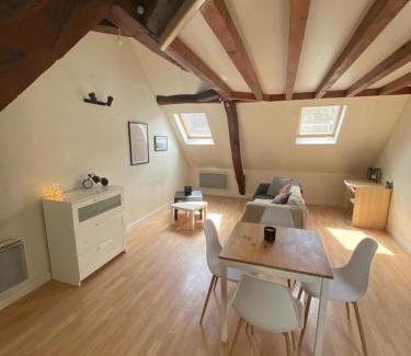 Autun Apartment | Discover L'autunette in Historic Autun - Guest Rated 7.4