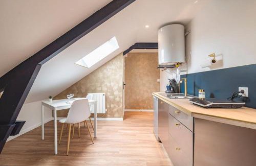 Isles-sur-Suippe Apartment | Cozy L'Azur doré Studio for 2 with Family and Pet Amenities