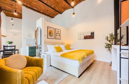 Magdeburg Apartment | Designer Lofts by the Elberadweg - Guest Rated 9.3