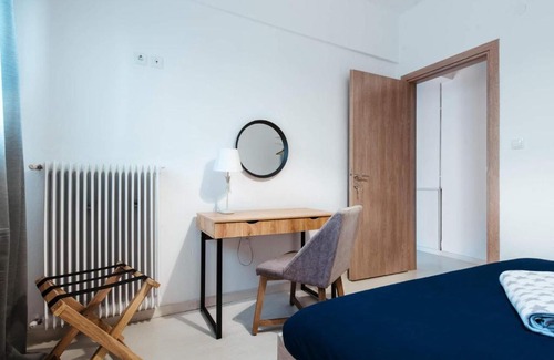 Edessa Apartment | Cozy L&C Suites: Family and Pet Friendly Getaway