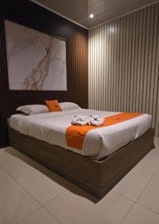 Bogor Timur House | Budget-Friendly Stay at L'cost Homestay with Dining Options