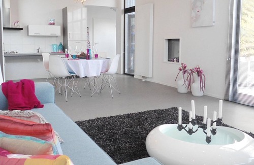 Municipality of Langedijk House | Relaxing Oceanfront Retreat at L-Cube 4 by Interhome