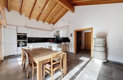 Le Chable Apartment | L Eau Vive Combles