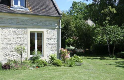 Amblie Bed & Breakfast | Tranquil Retreat at L'eau vive with 8.1/10 Guest Rating