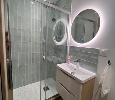 Madeleine-Champ de Mars Apartment | L Ecrin Nantais