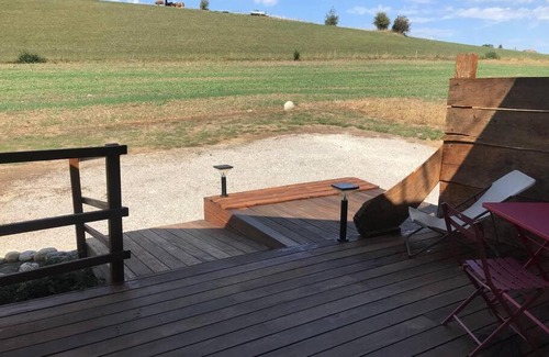 Seynod Apartment | Family-Friendly Retreat at L'EDELWEISS Hotel