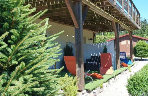 Xonrupt-Longemer Bed & Breakfast | Discover L'Eden de Floridylle: Pet-Friendly Oceanfront Retreat