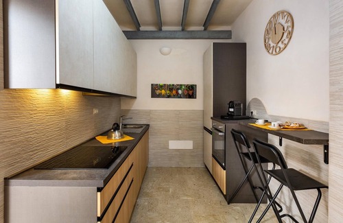 Centro Storico Apartment | L`Edicola Suite by BarbarHouse