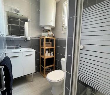 Equihen-Plage Apartment | Child-Friendly Retreat at L'Effet Mer - Rated 8.5/10