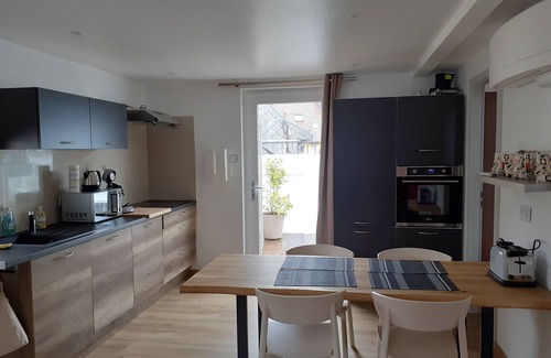 Steinbach Apartment | Experience L'egelbach: Rated 10/10 with Pool & Breakfast