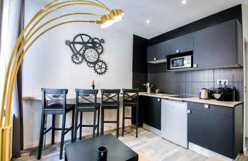 Saint-Roch - Badouillere - Chavanelle Apartment | Discover L'Egyptien: Chic T2 in the Heart of the City