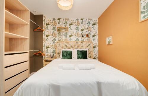 Saint Nicolas - Charles III - Ville vieille - Trois Maisons - Leopold Apartment | Elegant Stay at L'Elégance du Centre, Nancy - 4-Star Comfort