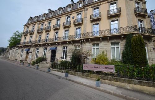 Plombieres-les-Bains Apartment | Discover L'Empereur: Family-Friendly 4-Star Retreat