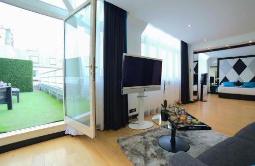 Les Halles Hotel | Discover L'Empire Paris - Louvre: Pet Friendly & Spa Retreat