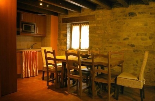 Castiello de Jaca Cottage | Perfect for Families: L'Englata House for 12 Guests