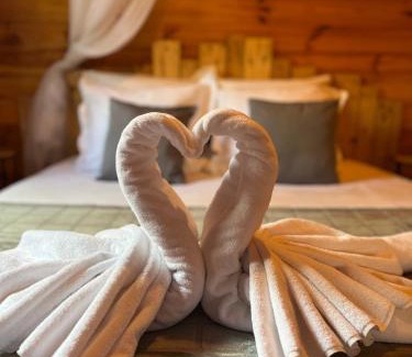 Venizel Ski Chalet | Relax at L'Enseigne: Private Chalets with Spa & Hot Tub