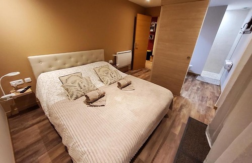 Courtonne-la-Meurdrac Bed & Breakfast | Exceptional Stay at L'Ensoleillée Au Doux Refuge, Rated 9.6