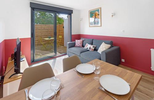 Saint-Sebastien-sur-Loire Apartment | Child-Friendly Stay at L'Escale du Voyage in Nantes