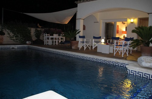 L'Escala House | Inviting L'Escala House with Private Pool & Ocean Views