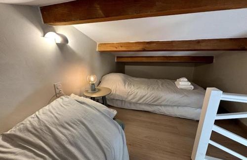 Saint-Martin-d'Ardeche House | Discover L'Escale: Family-Friendly Stay by Gorges de l'Ardèche