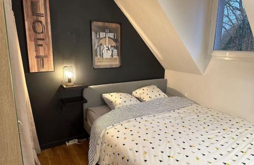 Neauphle-le-Chateau Apartment | Family-Friendly Retreat at L'escale de Neauphle, Versailles