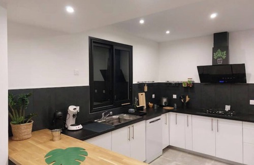 Petite-ÃŽle Villa | Experience L'escale des Deux Rivière: Pet-Friendly Retreat