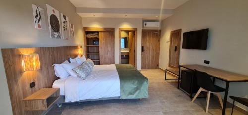 Bni Quolla Hotel | Relax at L'escale Hôtel & Spa - 4-Star Retreat Awaits