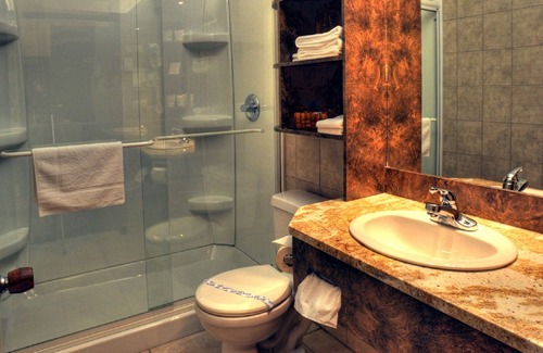 Val-d'Or Hotel | Discover L'Escale Hôtel Suites: Family-Friendly Comfort