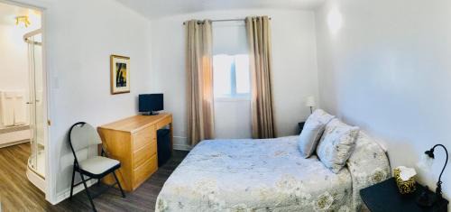 Riviere-au-Tonnerre Hotel | Cozy L`Escale Lam-Air: Pet-Friendly with Ocean Views