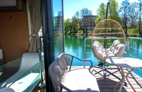 La Ferte-sous-Jouarre Hotel | L'Escale Royale La Ferté-sous-Jouarre Marne Meaux