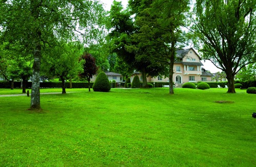 Forges-les-Bains Apartment | Relaxing Retreat at L'ESCALE - Guesthouse Near Thermal Baths